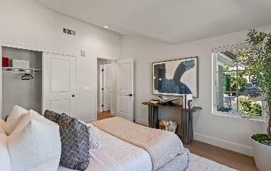 Residential condos Image30